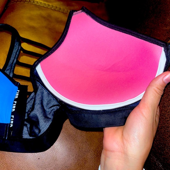 Victoria’s Secret - Picture 2 of 4